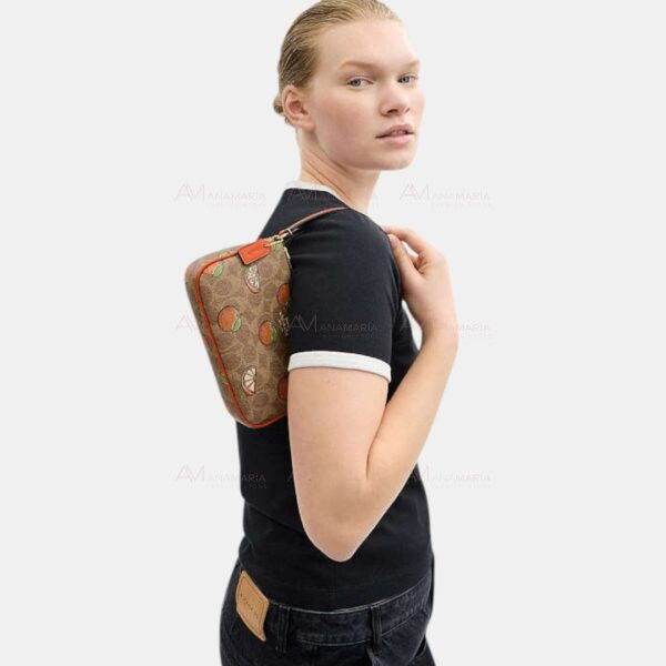Bolsa Muñequera manzanas Coach - Imagen 6